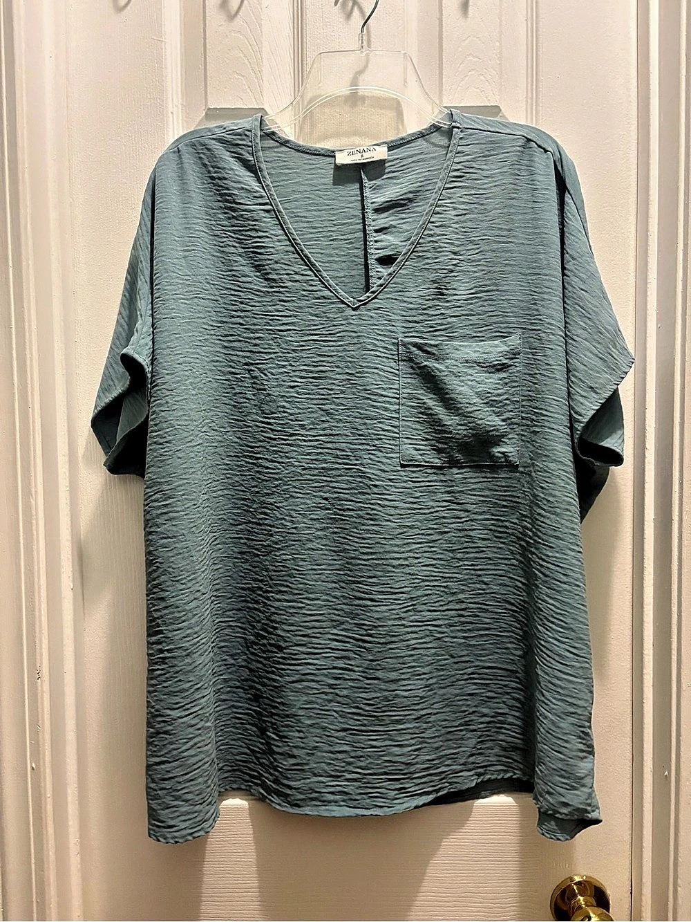 ZENANA Airflow V-Neck Dolman Short Sleeve Pocket Top Pocket Top Blue Small
